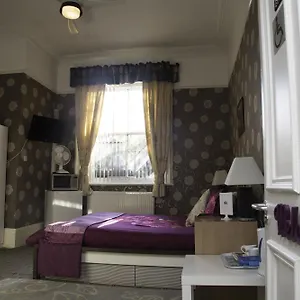 Ashfield Хаддерсфилд