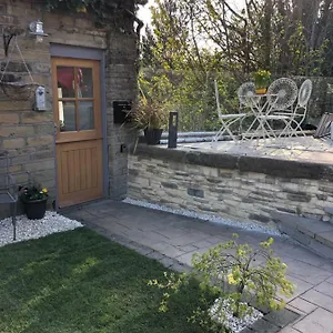 Weavers Retreat Huddersfield